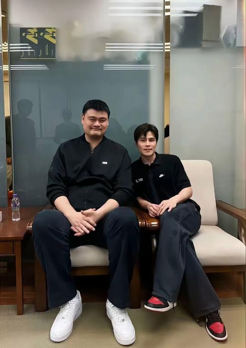 2025新澳门精准正版图库网站和45岁姚明训练照曝光与45岁姚明训练照曝光视频